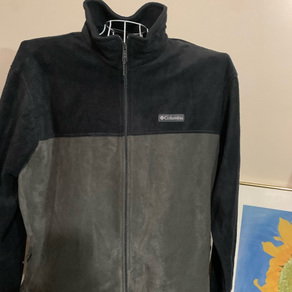 Columbia Two-Tone Black and Gray Jacket